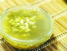 7个月宝宝夏季解暑食谱推荐：白菜绿豆饮