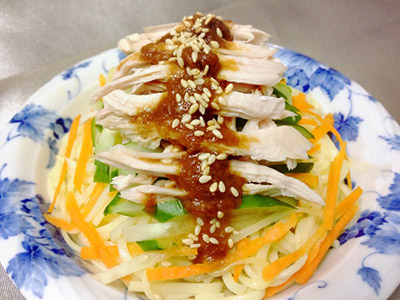 孕期开胃食谱推荐：鸡丝凉面