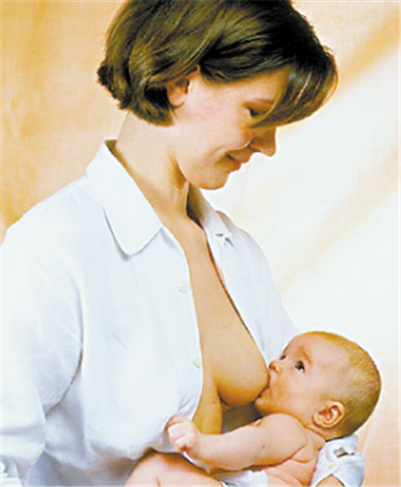 宝宝母乳喂养应坚持到几岁?
