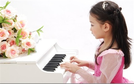 如何鼓励孩子学习钢琴 你应该这样做