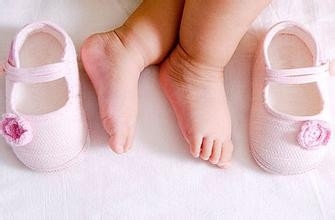 这几种鞋子会影响宝宝的成长，可妈妈却最喜欢买！