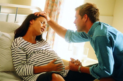 孕妈妈当心这种腹痛，它会伤害到宝宝!