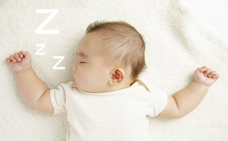 宝宝睡觉总发出声音是怎么回事？医生的解释让妈妈哭笑不得