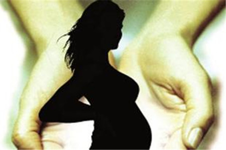 胎儿窘迫最早出现的症状是什么