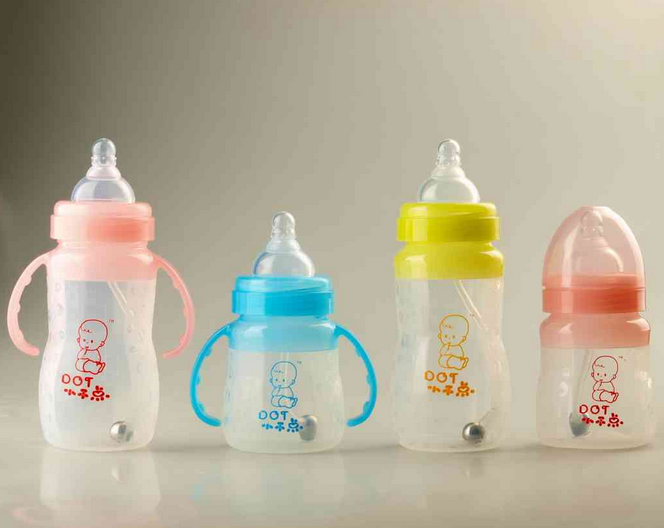 初生婴儿用什么奶瓶好