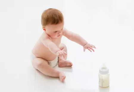 宝宝换奶粉难？那是因为你用错了方法！
