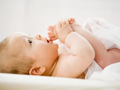 新生儿腹泻能吃奶粉吗