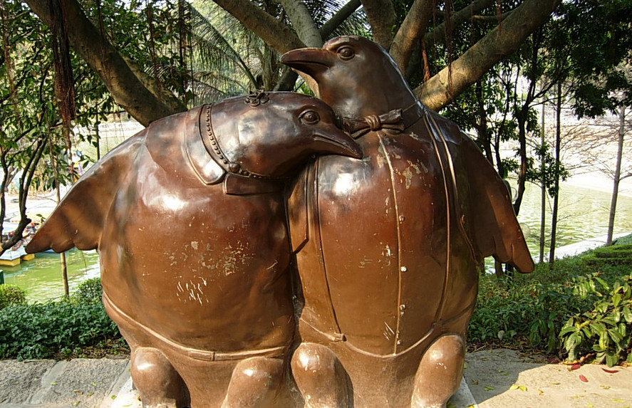 企鹅过河