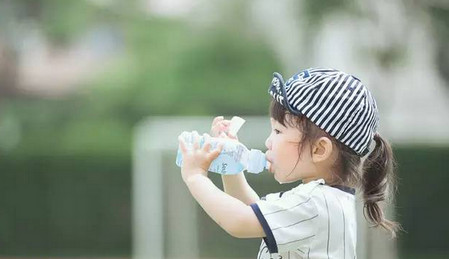 一张片教你儿童日系风格后期-炎炎夏日给宝宝来组清凉的照片吧！