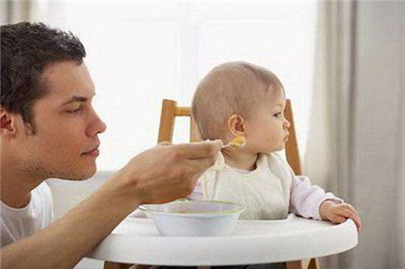 宝宝体质过敏 辅食怎么吃？