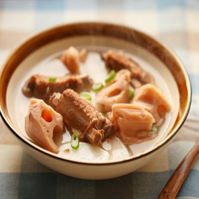 莲藕蒸排骨
