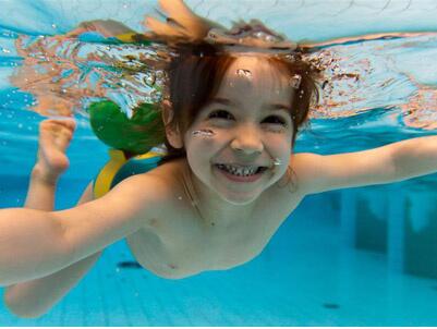 儿童游泳的最佳时间