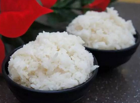 米饭中加点儿料，效果让你想不到！