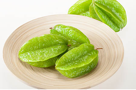 解衣推食的成语故事1