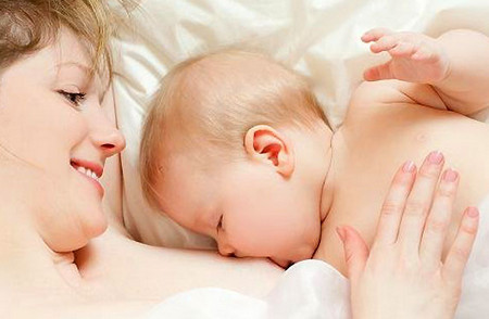 虽然都是母乳，但男宝和女宝喝的母乳确是不一样的！