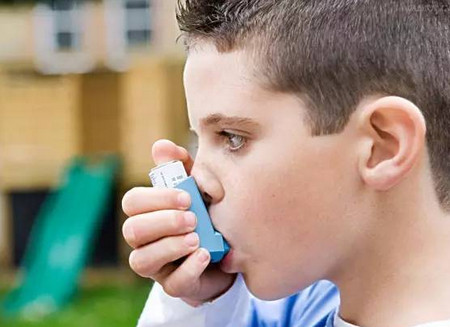 小儿哮喘的症状“医生接待的患儿有一半是哮喘....."