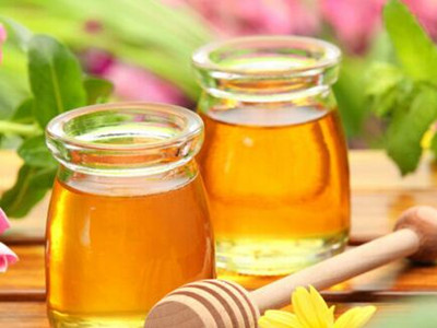 蜂蜜水什么时候喝好 有什么功效