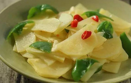 青椒炒土豆片的做法 简单快手家常菜