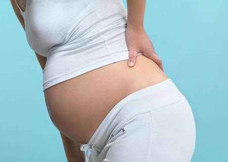 如何缓解孕期腰疼？