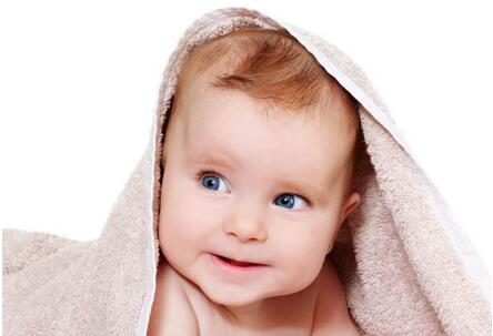 3个月宝宝流口水吐泡泡是什么原因