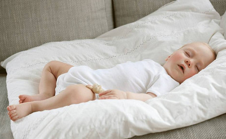 完美头型睡出来！给宝宝买枕头一定看好这3点！