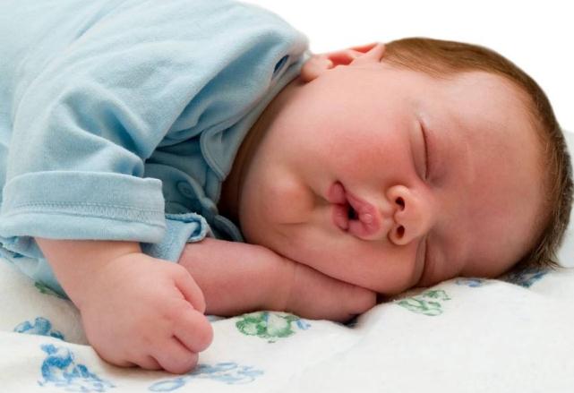 如何让宝宝戒掉抱睡、奶睡，培养独立睡眠习惯，赶紧收藏！