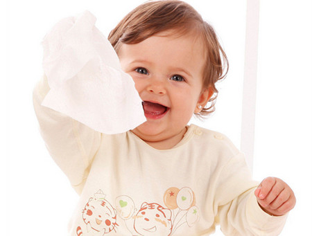 你给宝宝用的婴儿湿纸巾，真的安全吗？