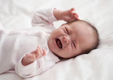 七个月的宝宝，晚上不能安心睡觉是什么原因？