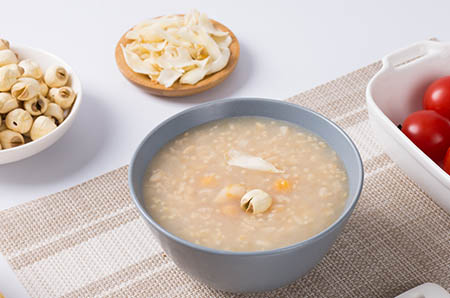 鼻子出血不能吃什么食物3 鼻子出血不能吃什么食物3