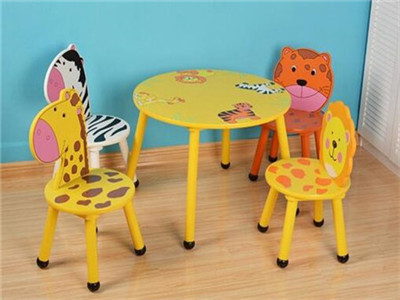 儿童桌椅高度比例尺寸