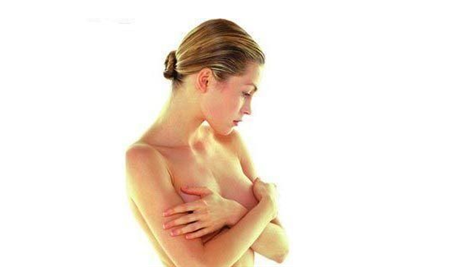 女性乳房疼痛怎么回事