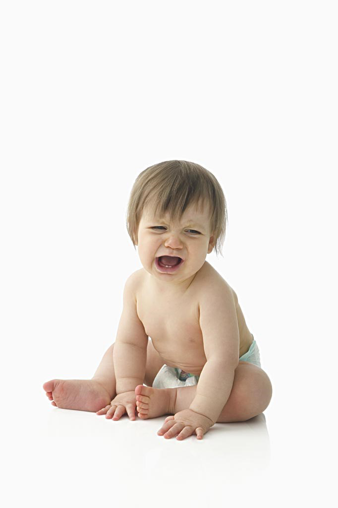 萌萌哒的宝宝哭的样子超级搞笑呢，每个宝宝的哭法还不一样哟，放声大哭的宝宝或是将要哭的宝宝表情也是很独特啊。可爱的萌宝哭的样子简直超级的软萌啊。