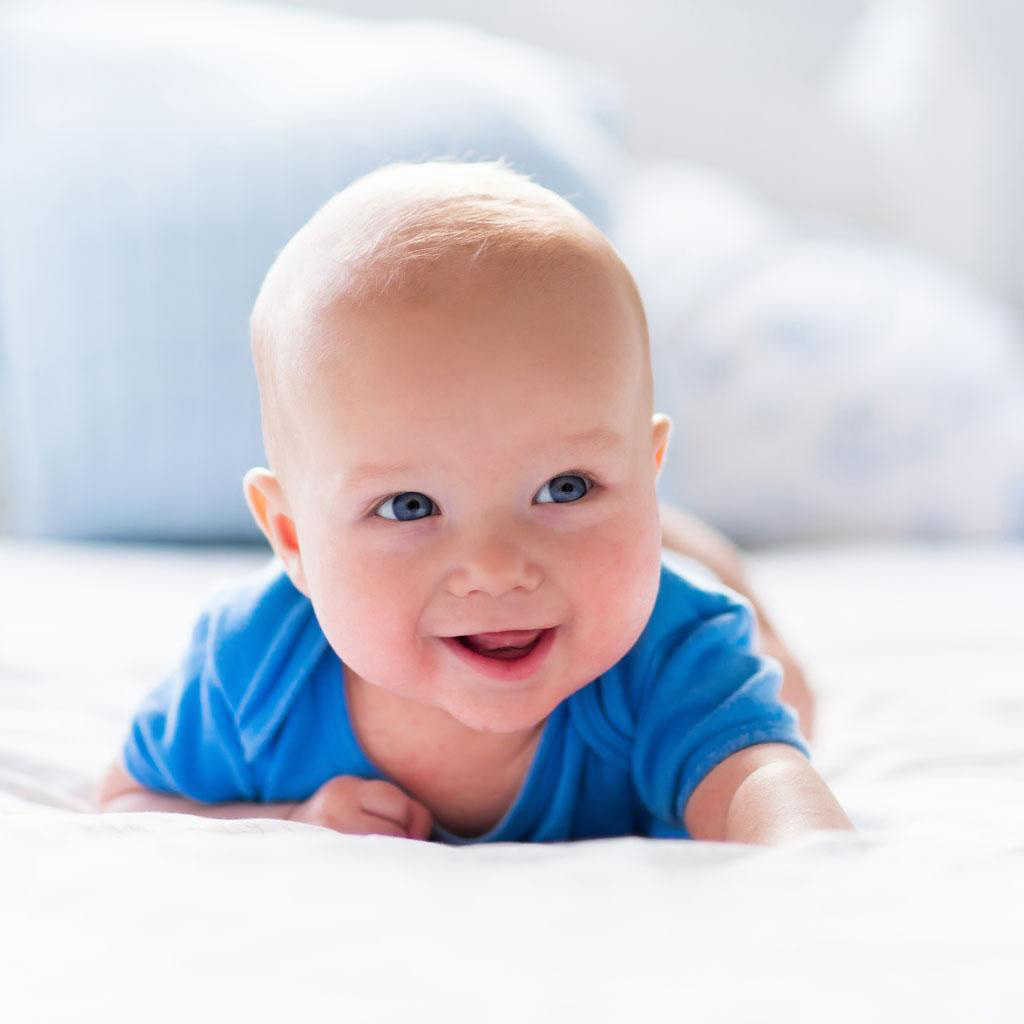 开心婴儿图片大全 小小笑容无比暖人