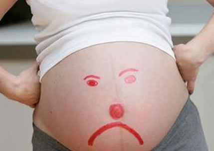 懷孕29周胎位不正，醫生叫我天天跪著！真遭罪??！