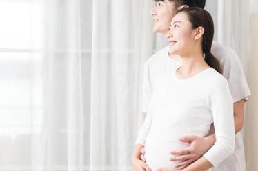 生完孩子胸部下垂怎么办?抹一抹，曼妙胸姿完美呈现