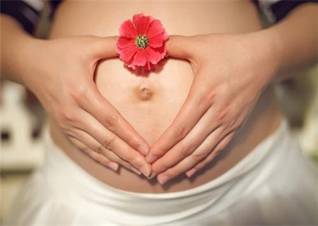 怀孕36周孕妇写真照 一家三口幸福美满