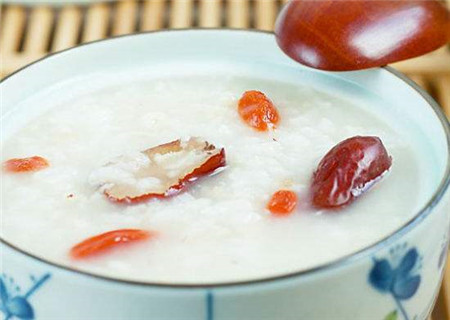 哺乳期妈妈的三餐食谱