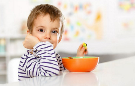 这6种食物慎吃！容易导致宝宝性早熟