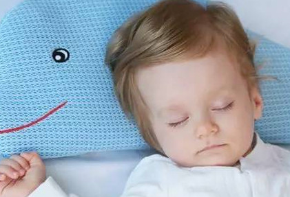 宝宝需要用枕头吗？什么时候用最合适？