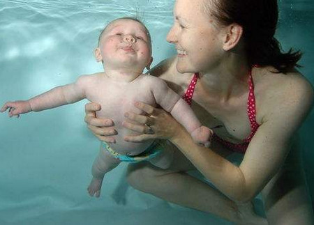 男童游泳1周后在家溺死：带孩子游泳的家长都来看看