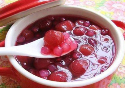 适合孕妇的水果食谱：糖水樱桃浸西米