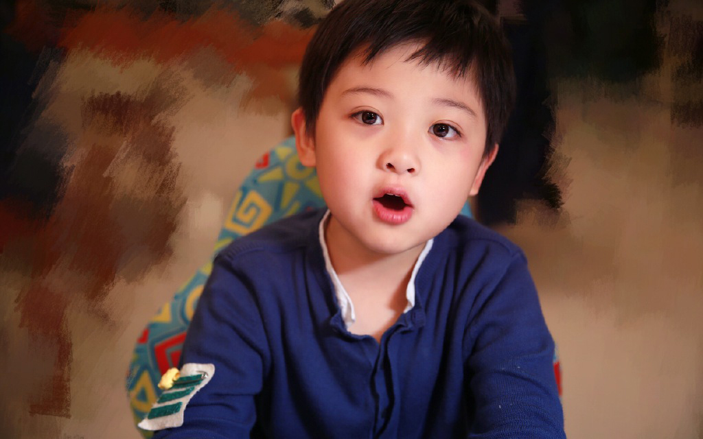 彭子苏日常生活图片 可爱炸裂的小帅哥