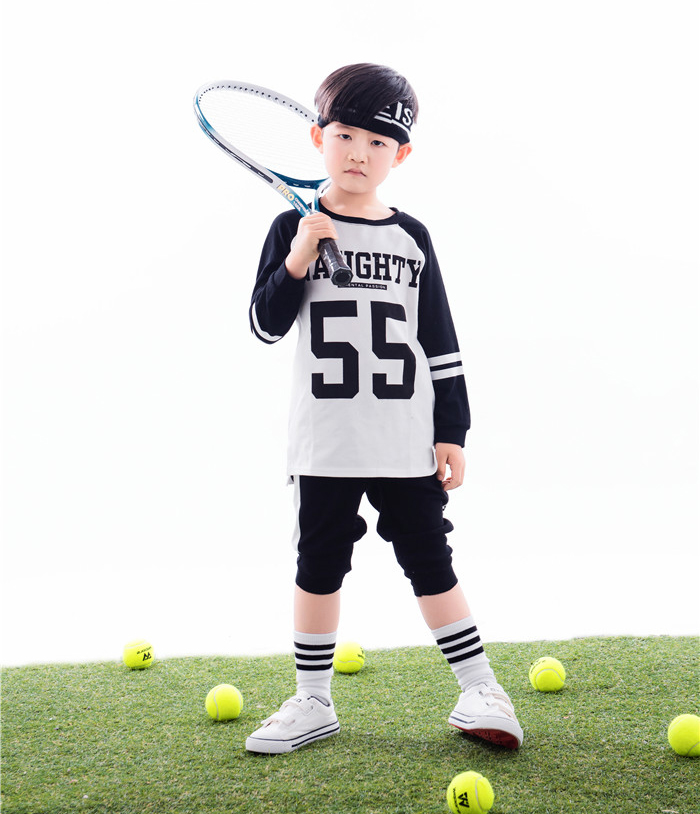 小男孩网球少年写真图片