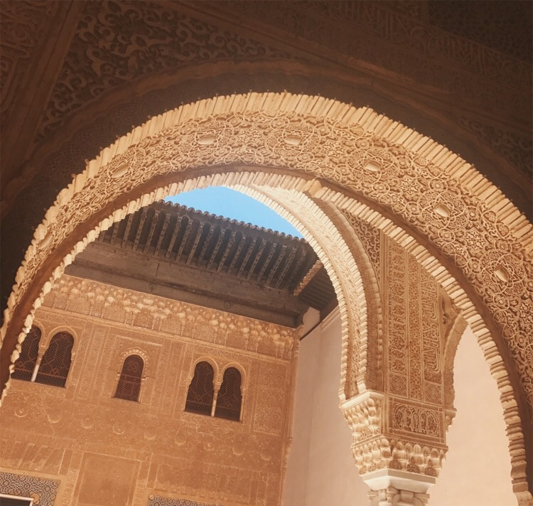 世界上最美的阿拉伯式宫殿 阿尔罕布拉宫