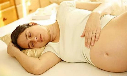 孕晚期肚子发硬是要生女孩？