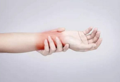 产后腕部、手指关节痛是不是也在困扰你？