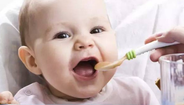 辅食这样吃宝宝越吃越聪明，最全辅食攻略宝妈别错过！