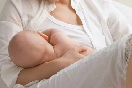 分享：宝宝睡不好的原因是什么？都是你自己惯得！