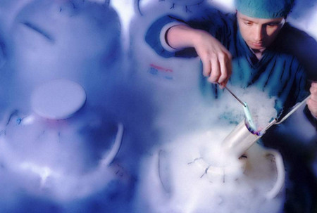 为什么要进行胚胎冷冻？试管冻胚更容易成功？