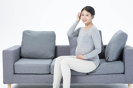 女子持刀捅陌生人3